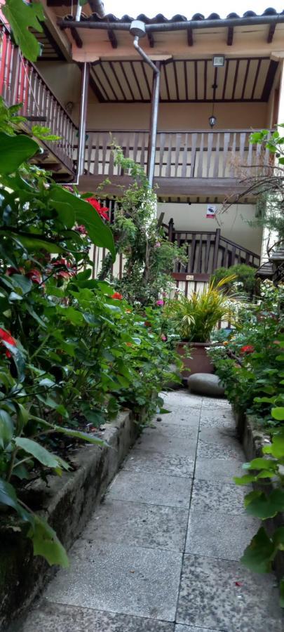 Villa Del Rosario Hostal Cuenca Exterior foto